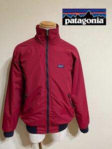 patagonia パタゴニア アウトドア バギーズ ジャケット ジャンパー トップス 裏起毛 サイズM 長袖 レッド 