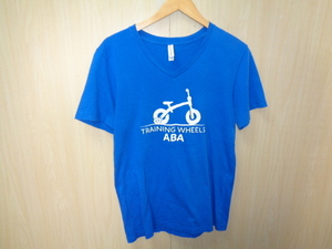 b1086◆BELLA+CANVAS TRAINING WHEELS ABA Vネック Tシャツ◆Mサイズ ブルー コットン100％ US古着 輸入古着 ゆうパケット発送 5J