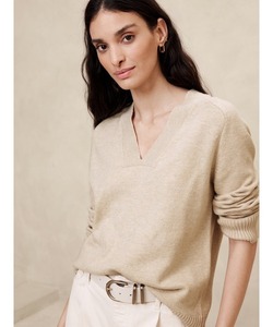 「BANANA REPUBLIC FACTORY STORE」 Vネックニット M ナチュラル レディース