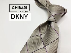 【美品】DKNY　ダナキャラン　チェック柄 ネクタイ 3本以上 送料無料 メンズ グレイ　1103267