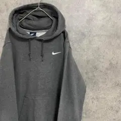 NIKE ナイキ　パーカー　フーディー　メンズS グレー　古着