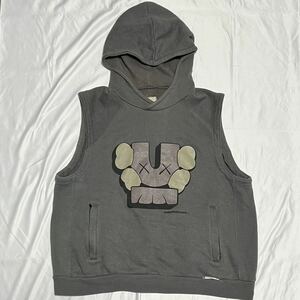 01SS UNDERCOVER KAWS ノースリーブパーカー ベスト アンダーカバー 2001SS