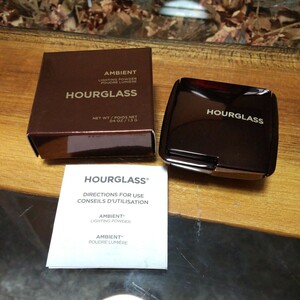 HOURGLASS 　アワーグラス　アンビエントライティングパウダー　ルミナスライト　