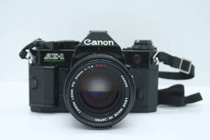 【良品/稼働1円〜】★Canon キャノン AE-1 Program Black 35mm SLR Film Camera フィルムカメラ + FD 50mm f/1.4 s.s.c. Lens ★ V100