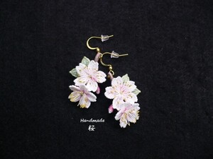 Handmade ◆ 桜のピアス（イヤリング）◆ 60番レース編み ◆ 金属アレルギー対応