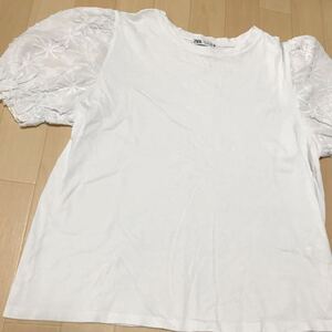 ZARA ザラ　tシャツ 半袖　シャツ　Lサイズぐらい　レディース　 a23