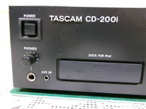 ■CD-200i　TASCAMタスカム(TEAC)の業務用CDプレーヤー CD-200i　