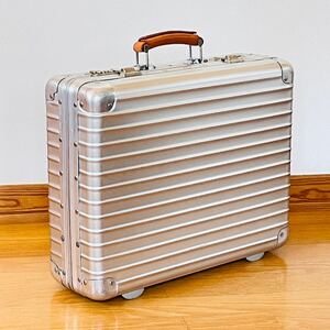 ★リモワ クラシックフライト アタッシュケース 976.12★ハンドルカスタム★RIMOWA Classic Flight Attach Case★24L (検索:オリジナル) 