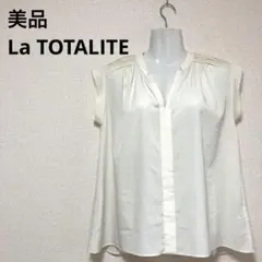 美品　La TOTALITE ラトータリテ　ノースリーブブラウス