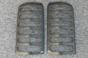 ジープチェロキー テールランプカバー XJ 1997-2001 後期テール ブラック 当時品 ABS樹脂製 AUTO VENTSHADE社製 VS36143 絶版