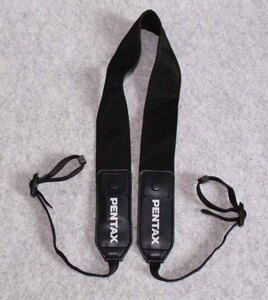 [ei858]カメラ　ストラップ ペンタックス　PENTAX 純正　黒　ブラック 　camera strap black