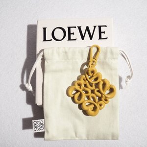 P3842P　●LOEWE ロエベ●　ANAGRAM CHARM NARANJA アナグラム キーホルダー カーキ / チャーム メンズ レディース rb