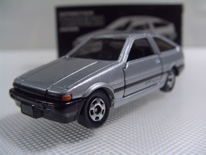 スプリンタートレノ GT-V AE86 TAM シルバー