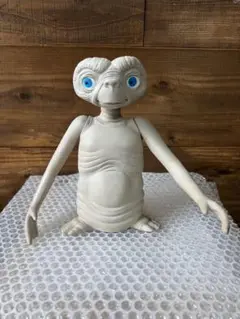 E.T. ソフビ フィギュア ©️1982 ヴィンテージ