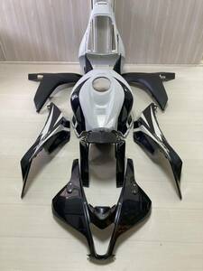 CBR600RR PC40 前期モデル　　純正カウルセット