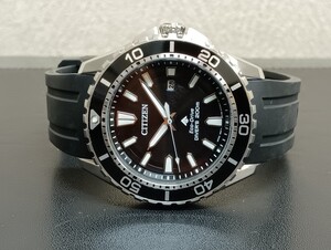 CITIZEN シチズン エコドライブ ダイバーズ 200m 防水 E168-S11501 ソーラー ステンレス メンズ 腕時計 中古品 ブラック デイト 稼動品