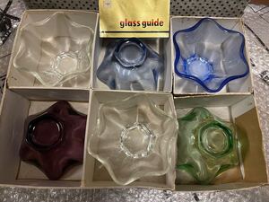 レトロ　GLASS WAREのボウルセット。