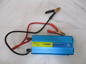 S648　棚33　現状品　通電動作未確認　LVYUAN　F-1000P　正弦波インバーター　1000ｗ/2000ｗ　カーインバーター