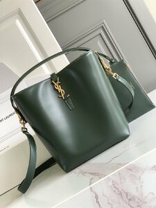 【Yves Saint Laurent】 【イヴ・サンローラン】 ハンドバッグ こうたくのあるぎゅうがわ ダークグリーン