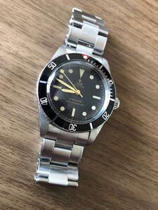 TUDOR SUBMARINER ビンテージ　 腕時計 ROLEX 自動巻き　1円〜スタート　レトロ　チュードル　チューダー　1680 5513 サブマリーナ