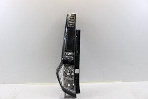 美品/破損無　タンク　カスタム　M900A　LED　テールライト　ランプ　左　左側　コイト　220-69045　81561-B1130　339559