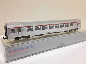 L.S.Models 72032-2 SNCB ベルギー国鉄 Mistral 69客車 TEE A8tu 窓枠黒 Ep.4b〜5a セット単品