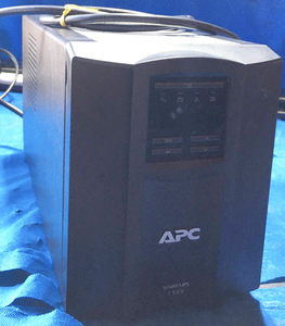 S61216200 APC Smart-UPS 1500 SMT1500J 1点【通電OK、複数出品】