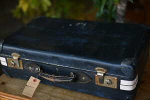 103655 ヴィンテージ　「ANTLER」　トランクケース　革鞄 英国製 アンティーク　ビンテージ　イギリス　レトロ　旅行　トラベルケース