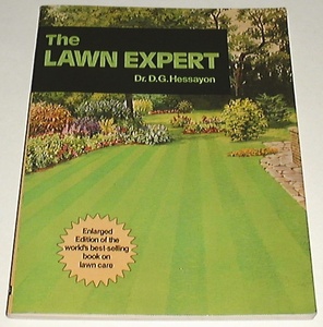 ●○The Lawn Expert [ペーパーバック] /Dr D G Hessayon○●