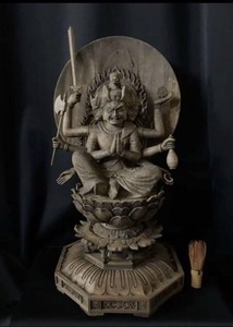 大型高59cm 仏教工芸品　楠材製　一刀彫　極上彫　木彫仏像　馬頭観音菩薩座像