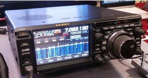 FTDX10M＋液晶保護シート ヤエス HF/50MHz50W　抜群の受信性能　沖縄＆離島以外送料無料