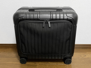 RIMOWA ESSENTIAL SLEEVE Compact リモワ エッセンシャル スリーブ コンパクト 31L 4輪 スーツケース/salsa サルサ ビジネストローリー