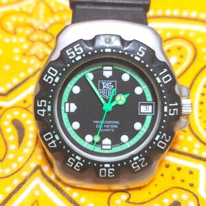 タグホイヤー フォーミュラ1　TAGHeuer Professional200m 375.513クォーツ　メンズ、ボーイズ　稼働品です。