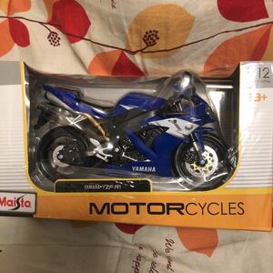 ヤマハ　YZF-R1 マイスト ディスプレイカー　Maisto