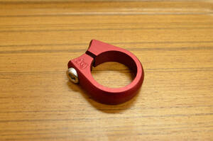 DKG　Mountain Clamp　30.0mm　レッド　RED/シートクランプ/27.2mm用/ディーケージー/マウンテンクランプ