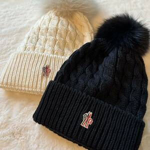 新品未使用◆MONCLER◆ニット帽 ビーニー フリーサイズ 2色あります♪ モンクレール ロゴ MONCLER GRENOBLE ブラック