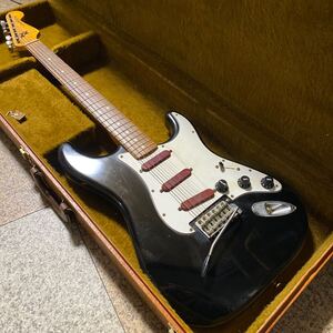 Fender フェンダー USA STRATOCASTER ストラトキャスター エレキギター ハードケース付 中古品