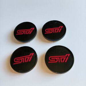 スバルSTi ホイール センター キャップ 4個set 55mm ハブ オーナメント カバー 黒 3Dロゴ 純正(WRXレヴォーグXVフォレスター インプレッサ)