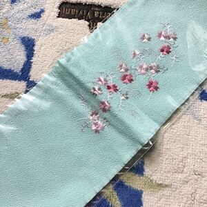 刺繍半襟♪定価4000円♪定形外140円♪豪華