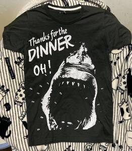 超激レア!!直輸入デッドストック新品未着用品[Thanks for the DINNER OH!/JAWS ジョーズ サメ 鮫]TシャツSサイズ♪男女OKユニセックス仕様