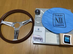 ナルディ　NARDI CLASSIC ウッド/ポリッシュスポーク（38φ）N140(ホーンボタン・ホーンリング付き)