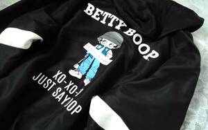 ☆レディース☆BETTYBOOP ☆ベティちゃんバッグイラスト入り白色ボーダーの黒色ジップパーカージャンパーです(o^―^o)大きいサイズ３L☆