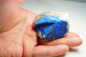 フェルメール ブルー30年前の在庫なので上質!藍色が綺麗な上質アフガニスタン産ラピスラズリ/ラピス/ウルトラマリンブルー原石/698ct