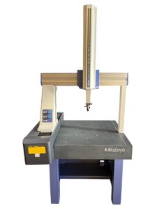 埼玉県 引取限定 Mitutoyo Crysta-Plus M544 三次元測定機 RENISHAW MH20 プローブ COORDINATE MEASURING MACHINE ミツトヨ 【ジャンク品】