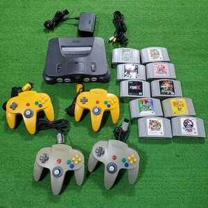 任天堂 NINTENDO 64 ロクヨン 本体 コントローラ 4個 カセット ソフト 10本 まとめ売り 動作確認済み 大乱闘スマッシュブラザーズ