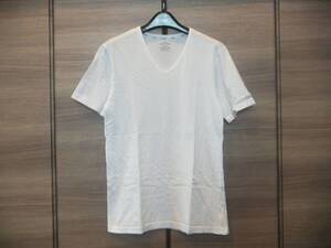 ★ CALVINKLEIN（カルバンクライン）　VネックTシャツ　M　白 ★