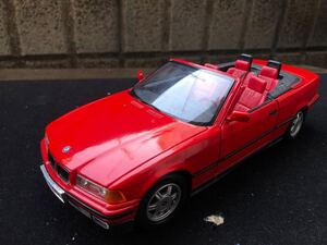 MAISTO マイスト 1/18 BMW 325I CONVERTIBLE 1993 