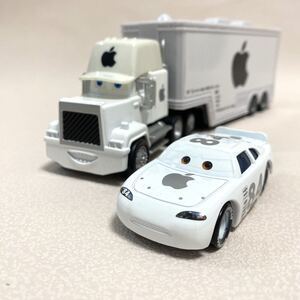 カーズ ミニカー アップル ホワイト カー + トレーラー セット