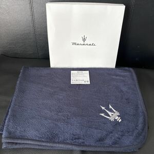 未使用★MASERARTI マセラティ 　大型　ブランケット 　紺　ネイビー　純正　ノベルティ★非売品