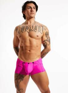 即決新品 N2N TC26 TITAN TRUNK スイムトランク -L- HOT PINK ホットピンク色　現品表記サイズ -L-コックリング内装